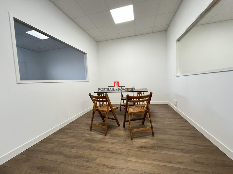 Bureau - 73 m² - 3 pièces