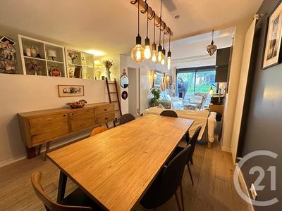 Maison - 107 m² - 6 pièces