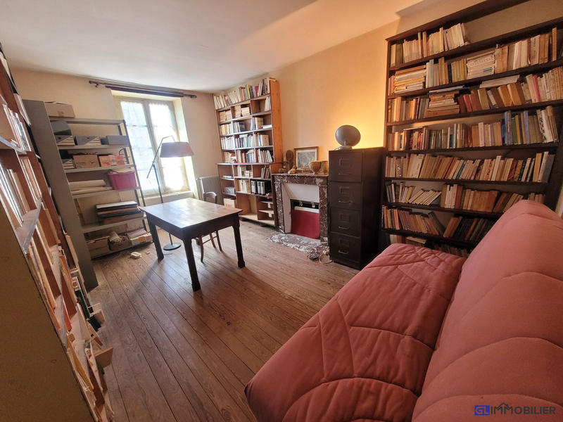 Maison ancienne - 220 m² - 11 pièces