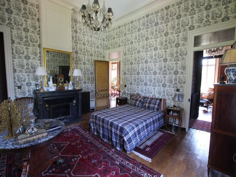 Demeure - 578 m² - 16 pièces