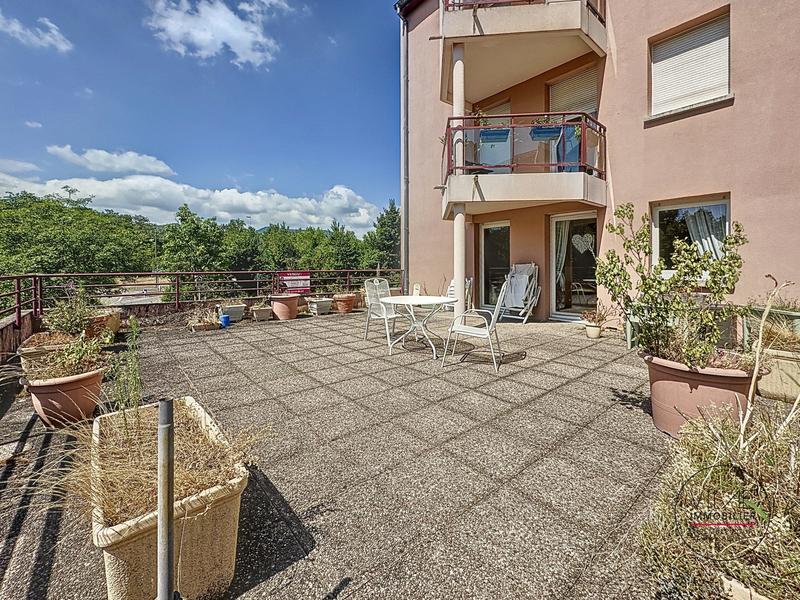 Appartement - 81 m² - 4 pièces