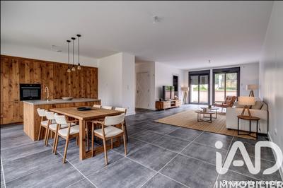 Maison - 143 m² - 6 pièces