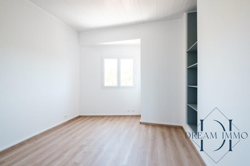 Appartement - 137 m² - 6 pièces