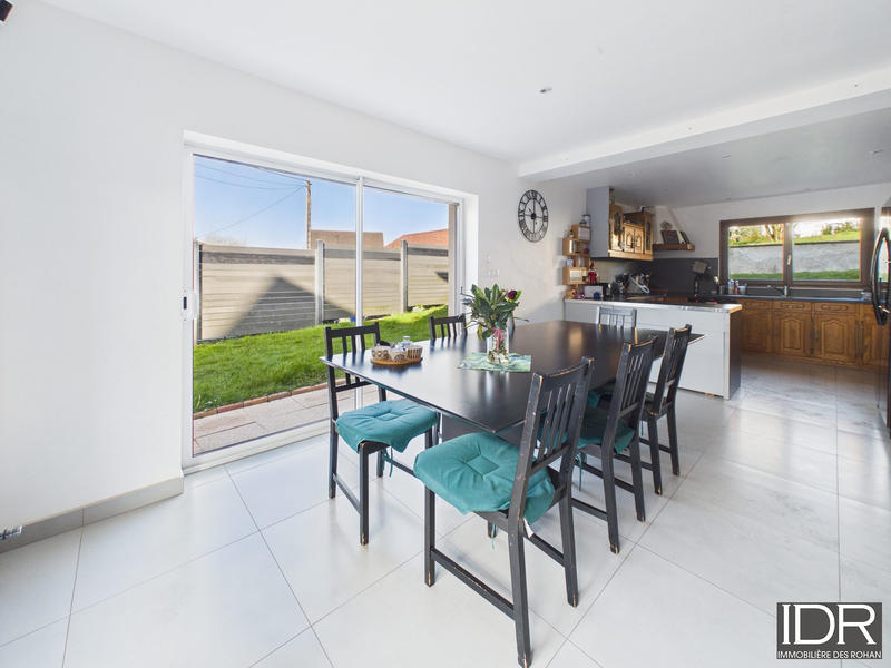 Maison - 156 m² - 6 pièces