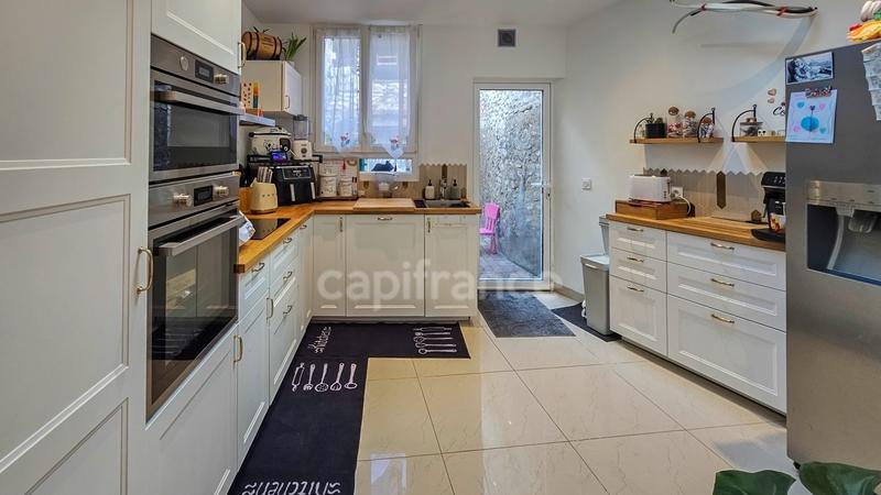 Maison - 109 m² - 6 pièces