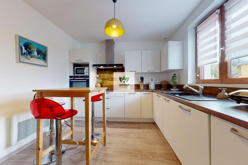 Maison - 102 m² - 4 pièces