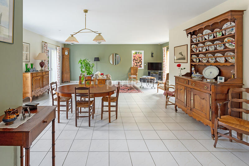 Maison - 168 m² - 5 pièces