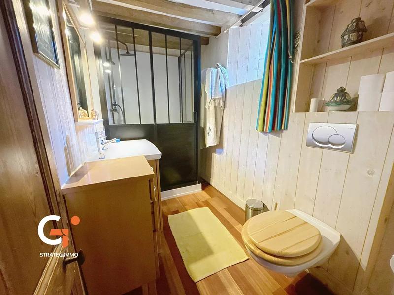 Maison - 189 m² - 7 pièces