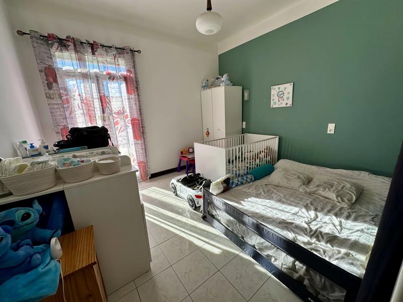 Appartement - 90 m² - 3 pièces