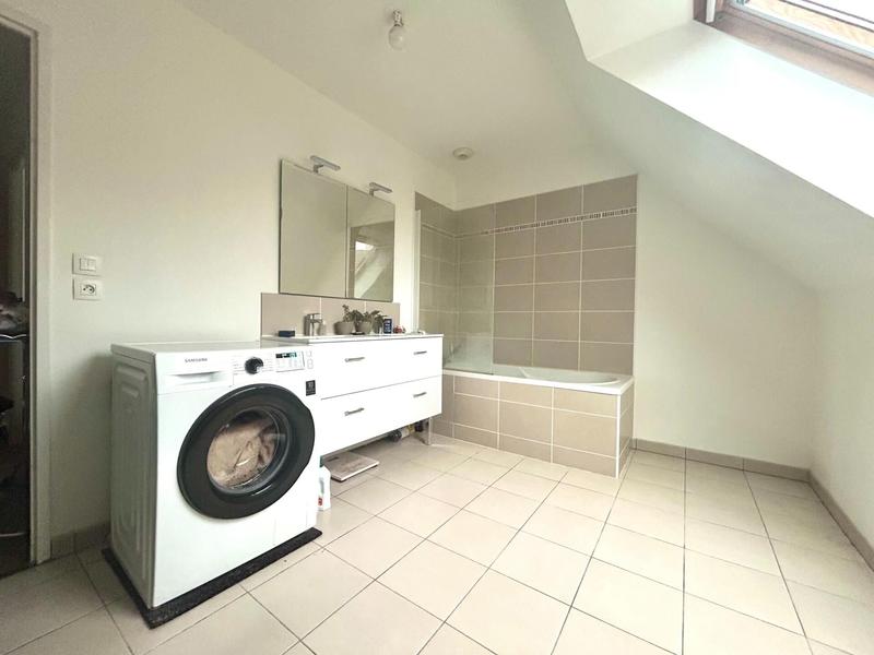 Maison - 94 m² - 4 pièces