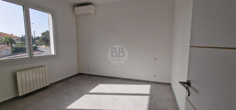 Appartement - 80 m² - 3 pièces
