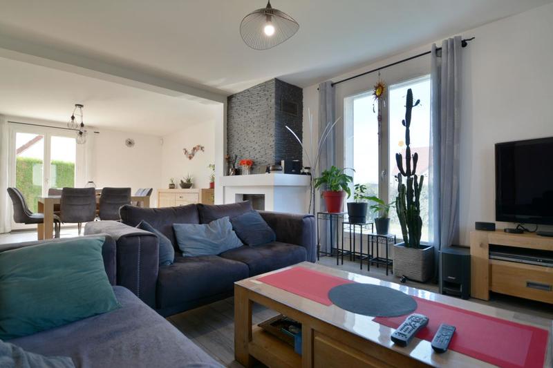 Maison - 122 m² - 6 pièces