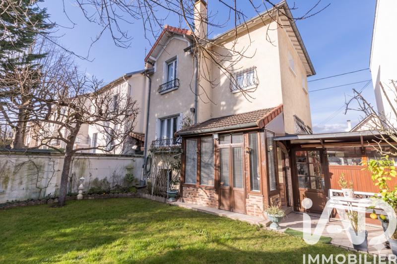 Maison - 95 m² - 5 pièces