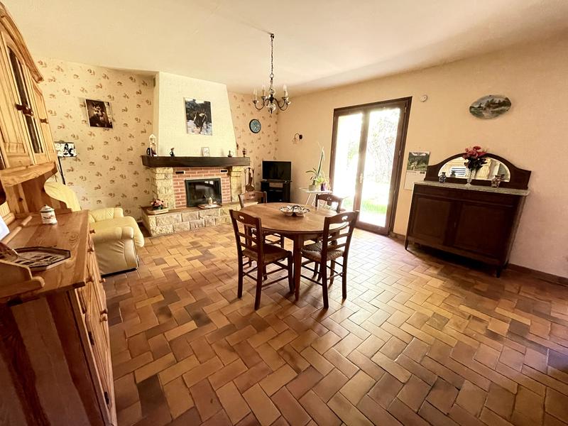 Corps de ferme - 270 m² - 12 pièces