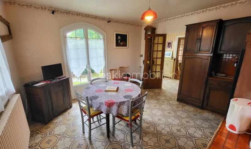 Propriété - 153 m² - 7 pièces