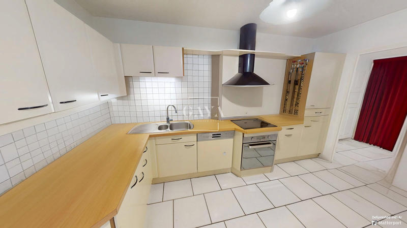 Appartement - 102 m² - 4 pièces