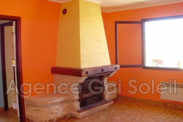 Villa - 80 m² - 4 pièces