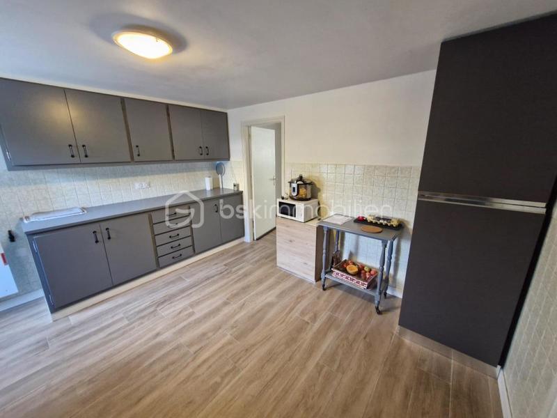 Maison traditionnelle - 160 m² - 7 pièces