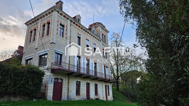 Maison de maîtres - 415 m² - 15 pièces