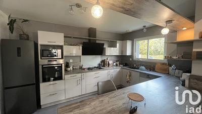 Maison - 96 m² - 4 pièces