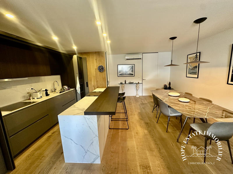 Local d'activités - 755 m²