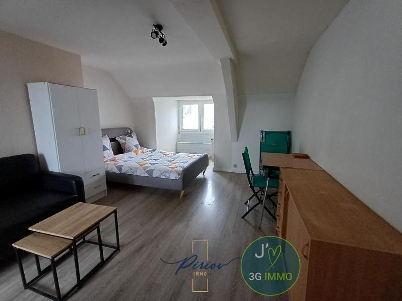 Appartement - 1 965 m² - 1 pièce