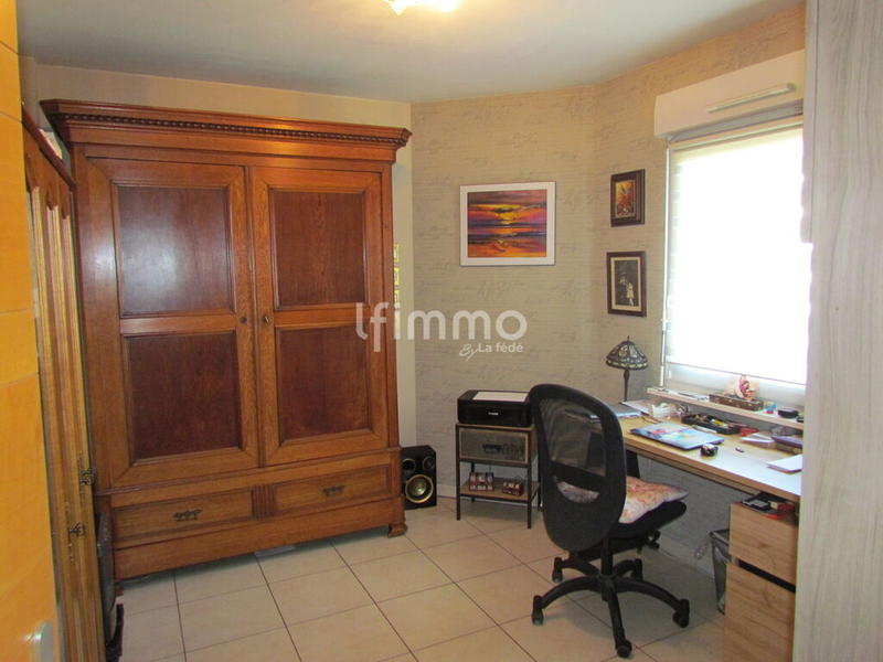 Maison - 180 m² - 7 pièces