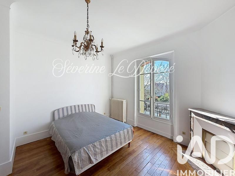 Maison - 245 m² - 10 pièces