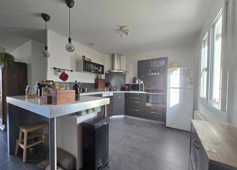 Maison - 111 m² - 5 pièces