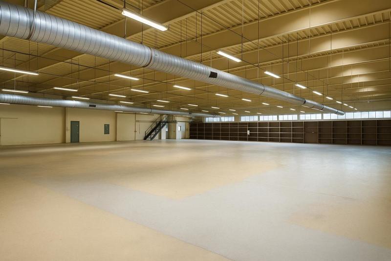 Entrepôt - 1 000 m²