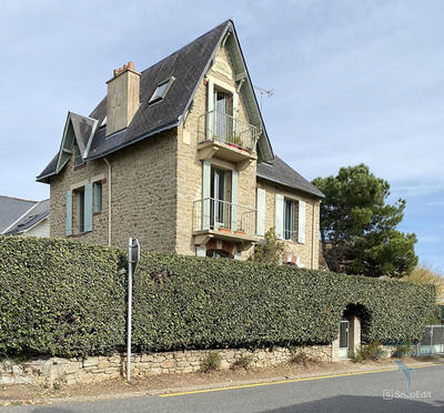 Maison - 155 m² - 7 pièces