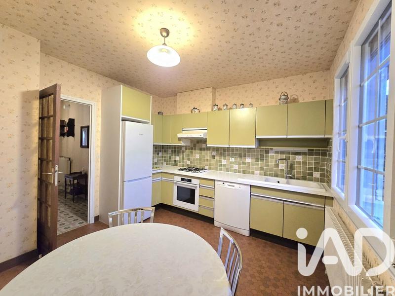 Maison - 121 m² - 5 pièces