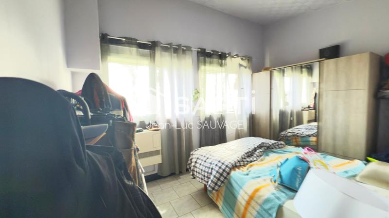 Immeuble - 1 560 m²