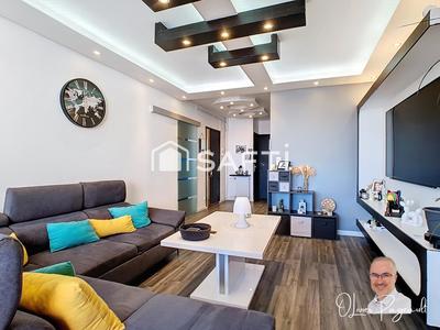 Appartement - 79 m² - 4 pièces