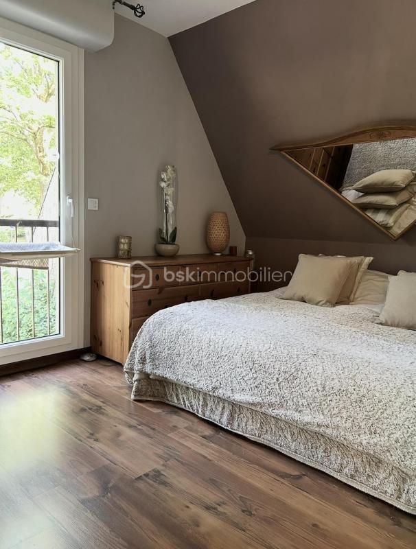 Maison - 137 m² - 6 pièces