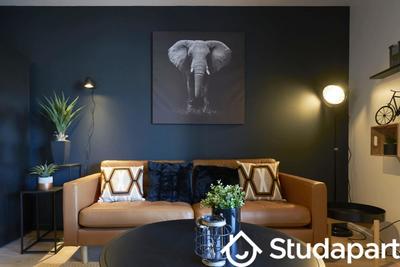 Chambre - 13 m² - 1 pièce