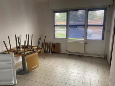Bureau - 87 m² - 5 pièces