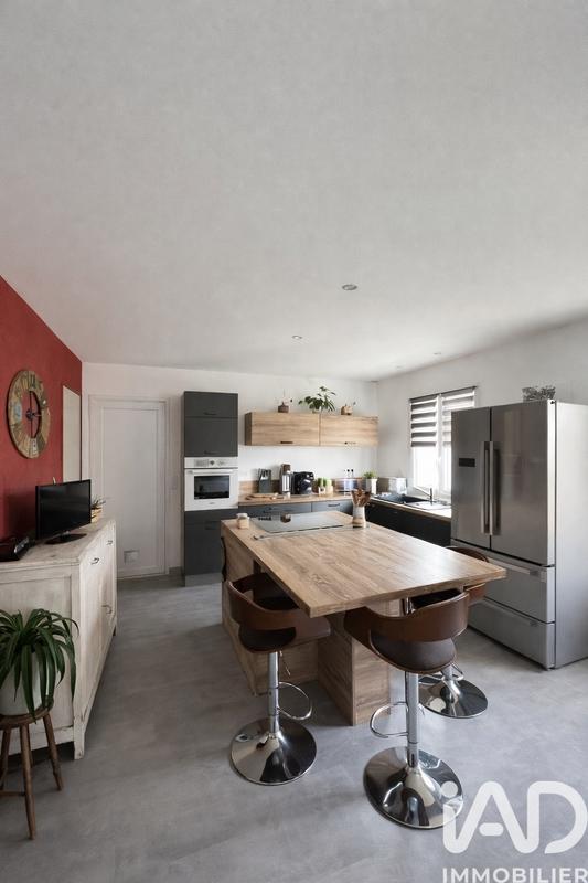 Maison - 145 m² - 5 pièces