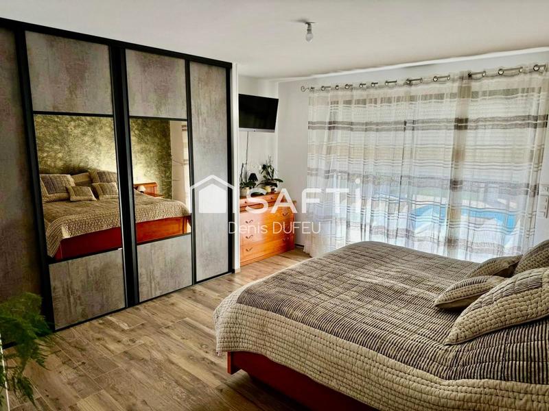 Maison - 137 m² - 4 pièces