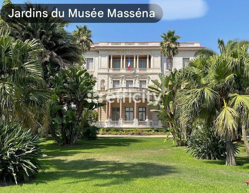 Appartement bourgeois - 78 m² - 2 pièces