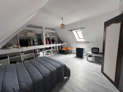 Maison - 90 m² - 3 pièces