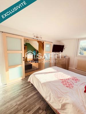 Maison - 223 m² - 8 pièces