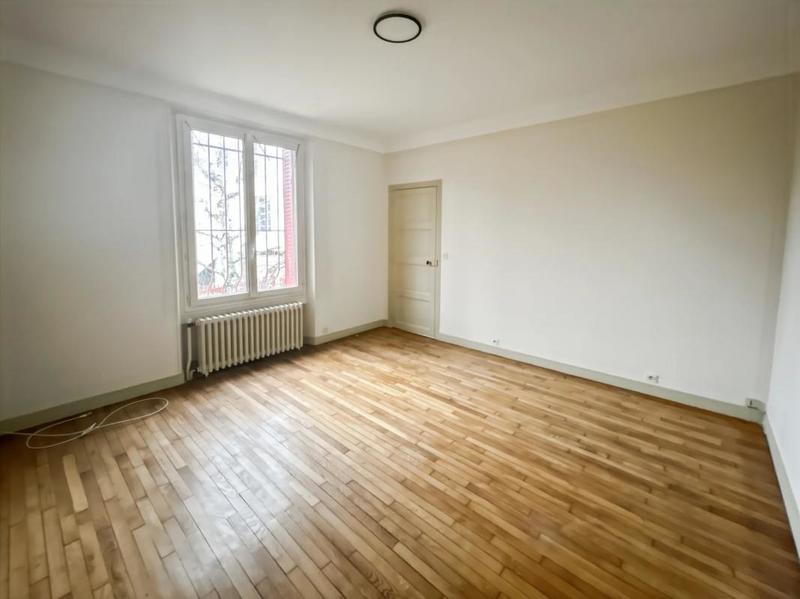 Maison - 263 m² - 8 pièces