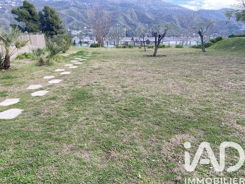 Studio - 28 m² - 1 pièce