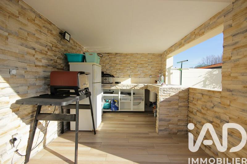 Maison - 181 m² - 7 pièces