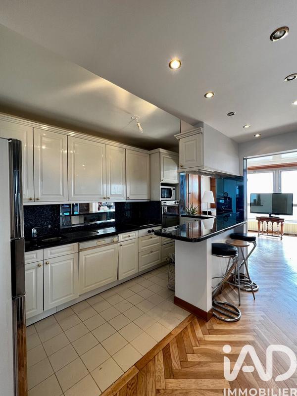 Appartement - 110 m² - 4 pièces