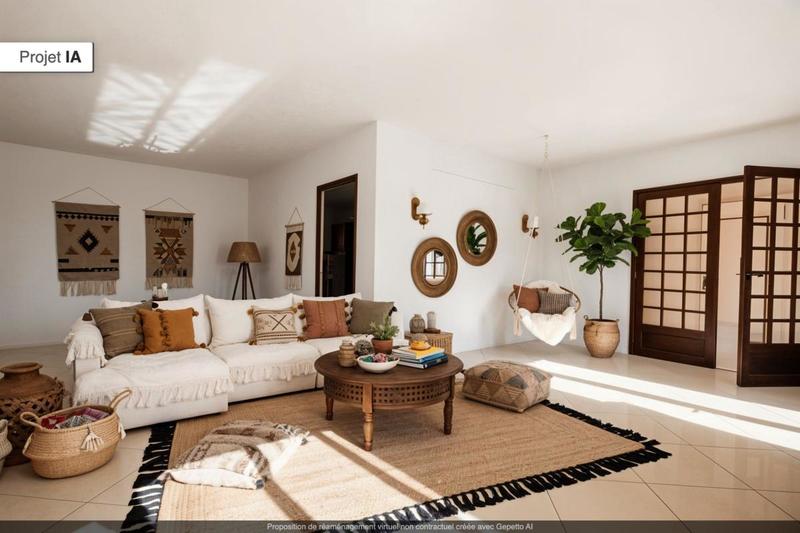 Maison traditionnelle - 230 m² - 6 pièces