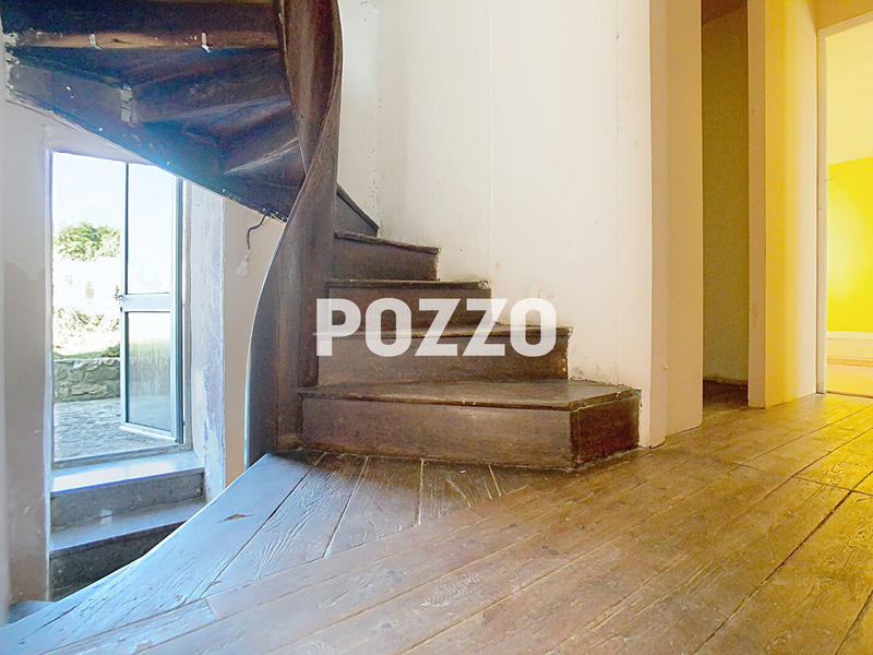 Maison - 185 m² - 6 pièces