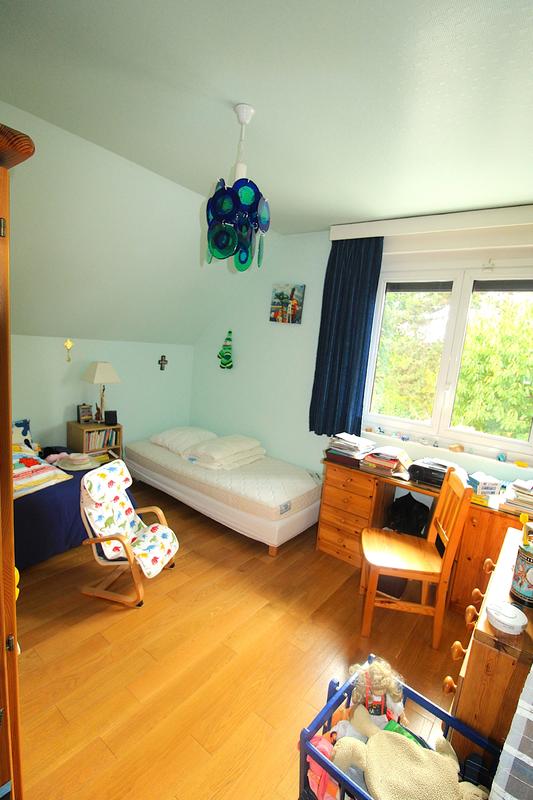 Maison - 201 m² - 10 pièces