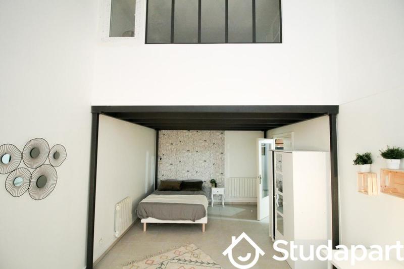 Chambre - 12 m² - 1 pièce